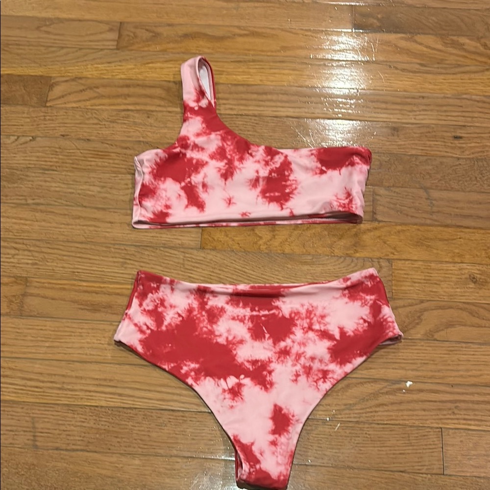 Red Tie-Dye One-Shoulder Bikini Set
